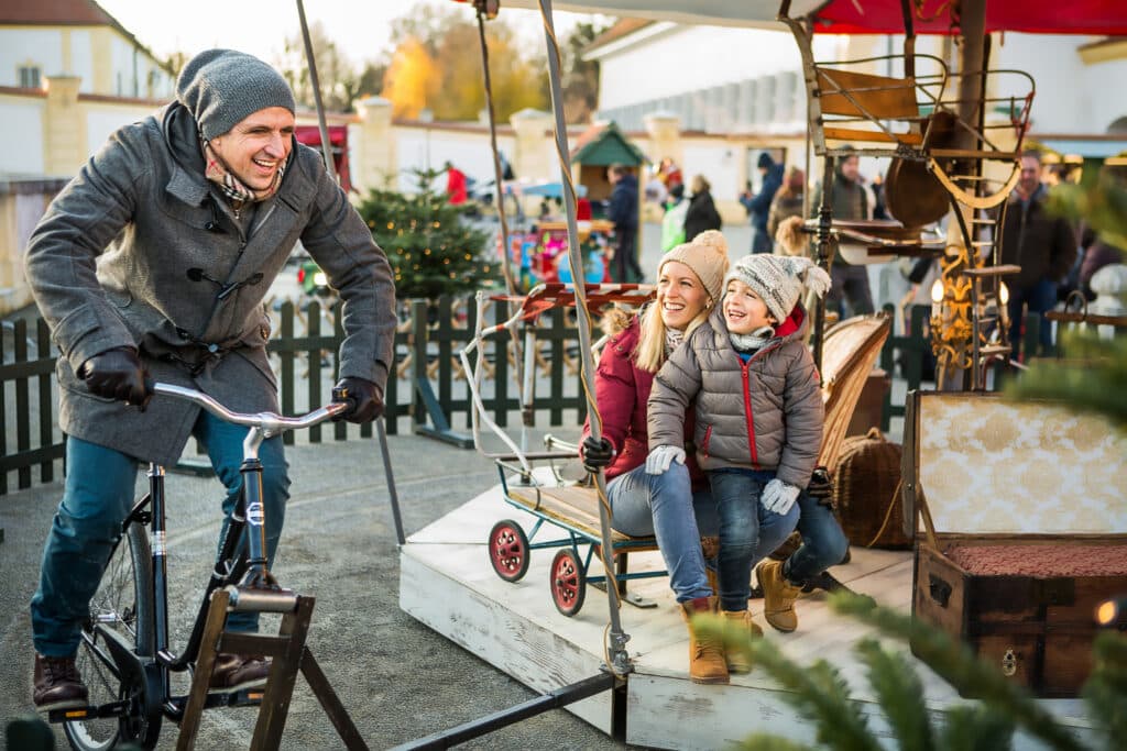 Weihnachtsmarkt Schloss Hof (c) SKB_Astrid Knie (10)